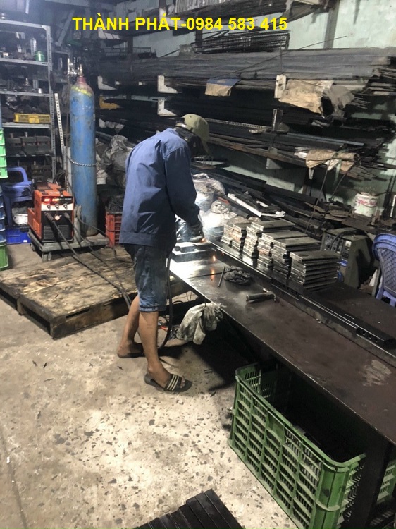 Xưởng sản xuất kệ siêu thị giá rẻ