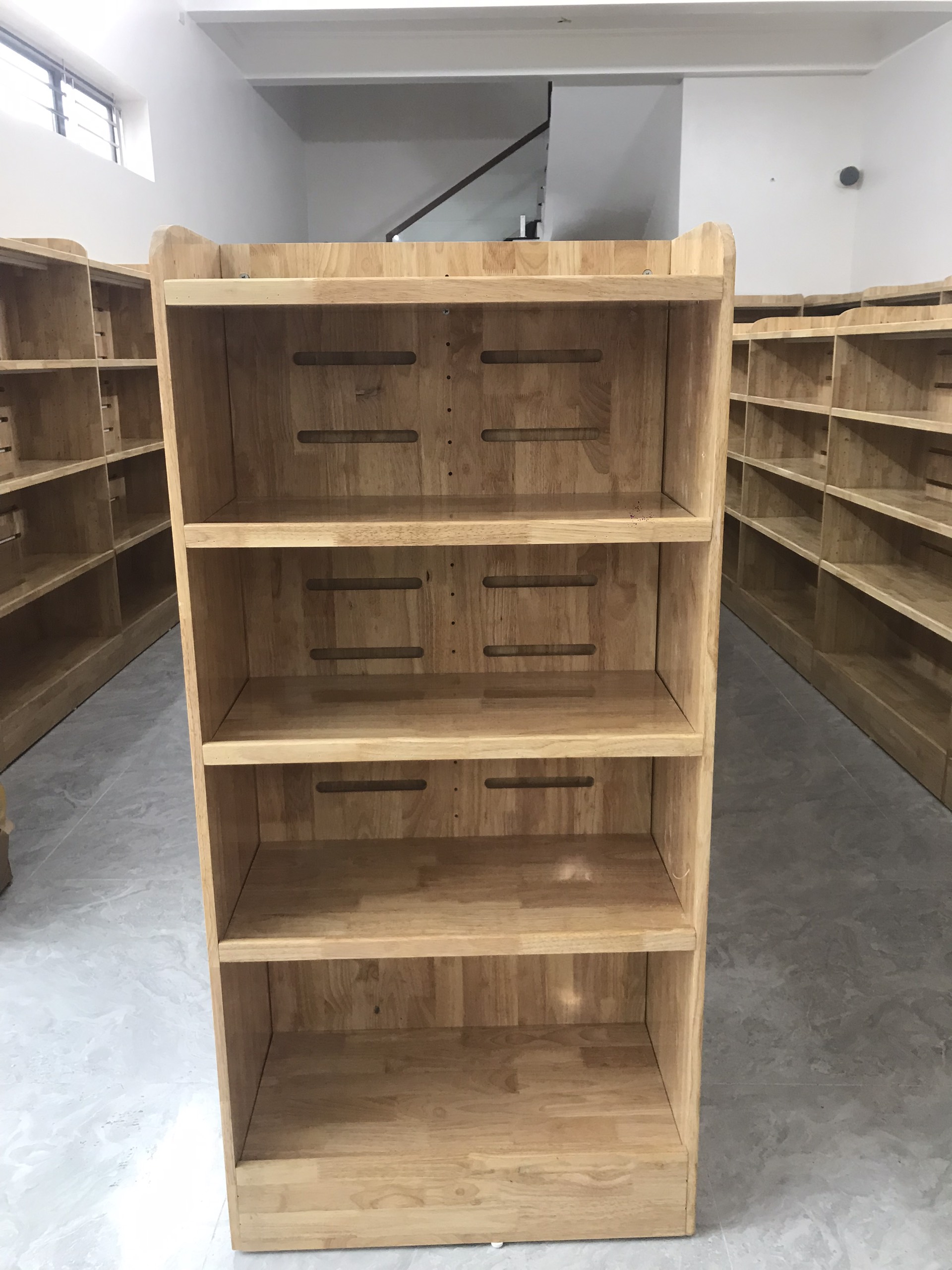 kệ đầu- kệ gỗ nhà sách kệ đầu- kệ gỗ nhà sách